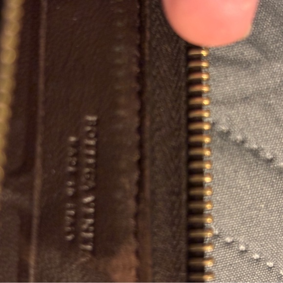 Bottega Veneta Wallet - Picture 9 of 9